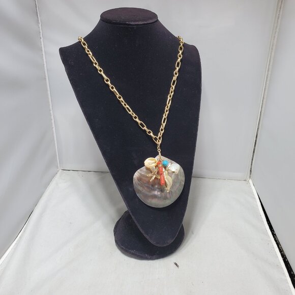 Banana Republic mother of pearl seashell with charms on a gold chain - Picture 2 of 10
